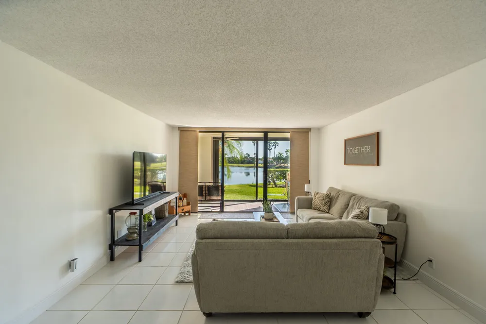 16401 Golf Club Rd, Weston, FL 33326