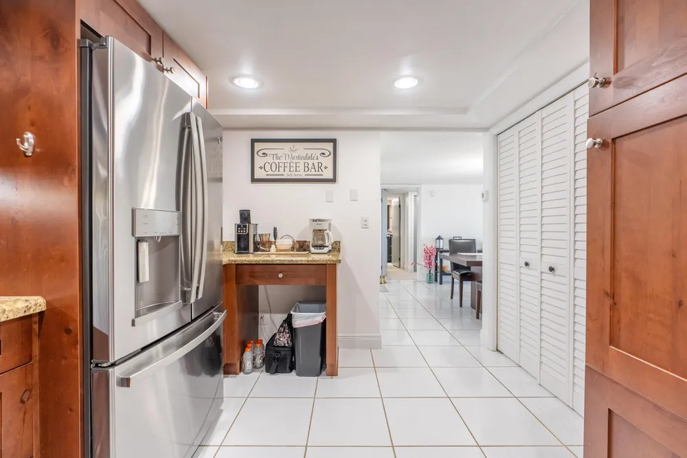 16401 Golf Club Rd, Weston, FL 33326