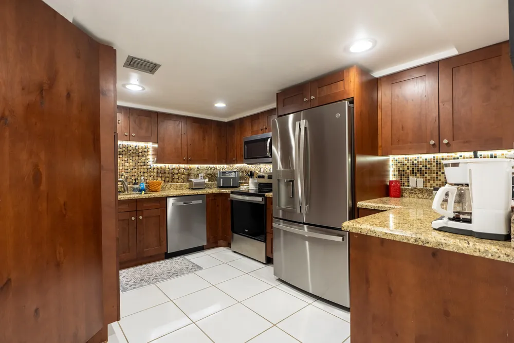 16401 Golf Club Rd, Weston, FL 33326