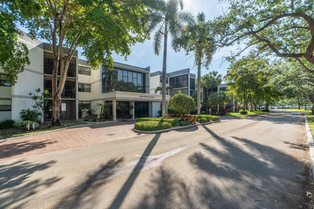 16401 Golf Club Rd, Weston, FL 33326
