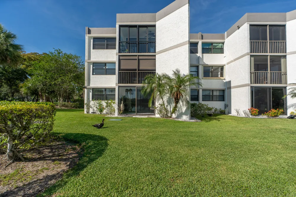 16401 Golf Club Rd, Weston, FL 33326