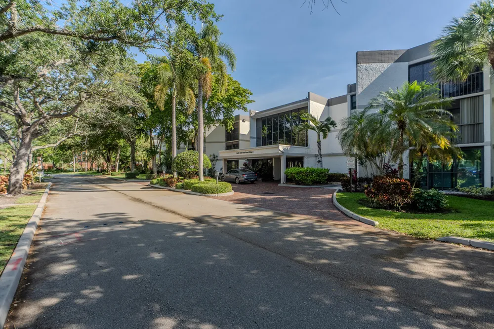 16401 Golf Club Rd, Weston, FL 33326