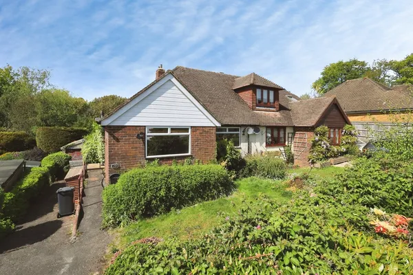 Cuckmere Rise, Heathfield, East Susse...
