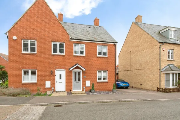 Willowherb Way, Stotfold, Hitchin, Be...