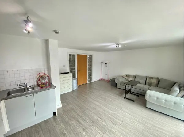 Bloomsbury Court, NG1