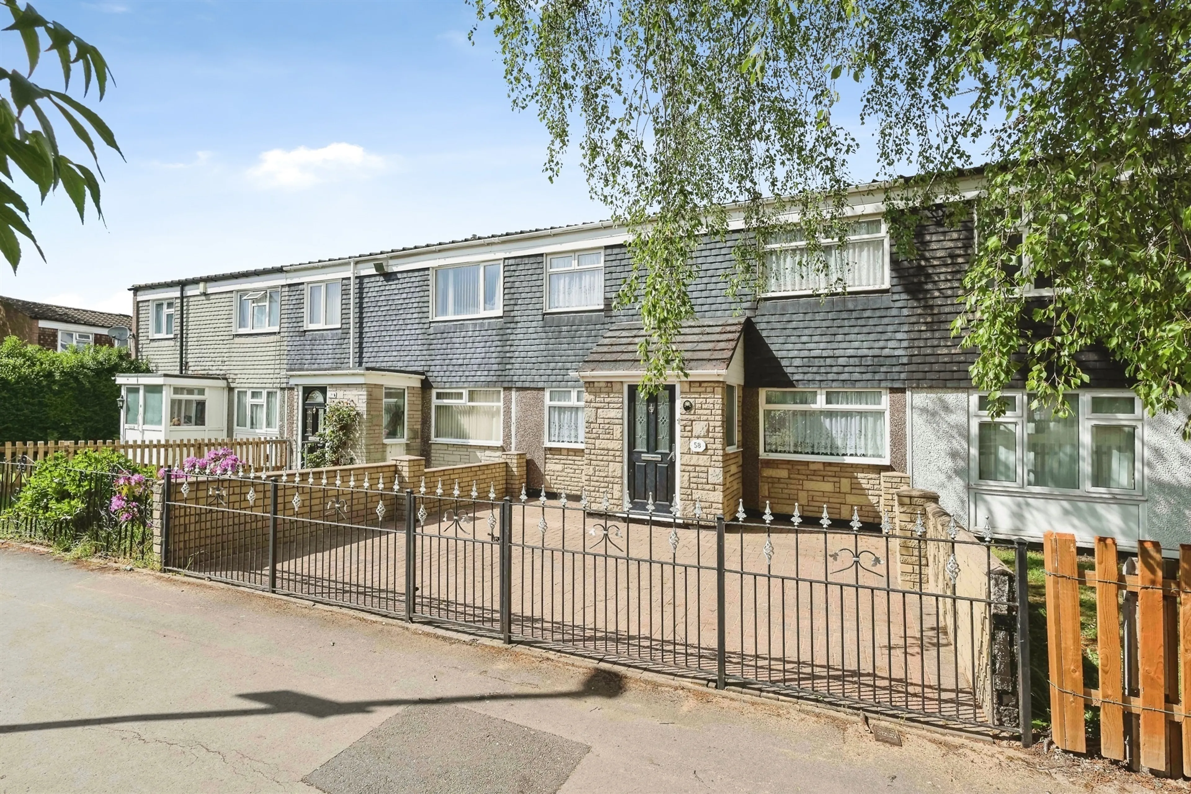 Property photo 0