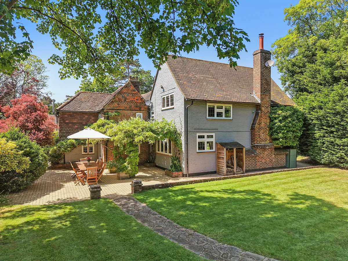 Ifield Road, Charlwood, Horley, Surrey, RH6