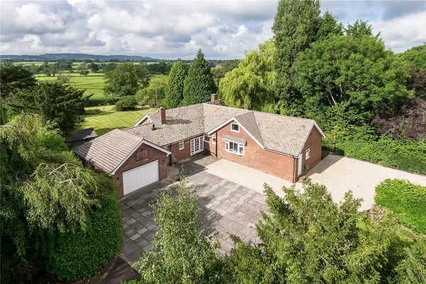 Lees Lane, Wilmslow, SK9 photo 1