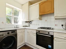Great Galley Close, Barking thumb 3