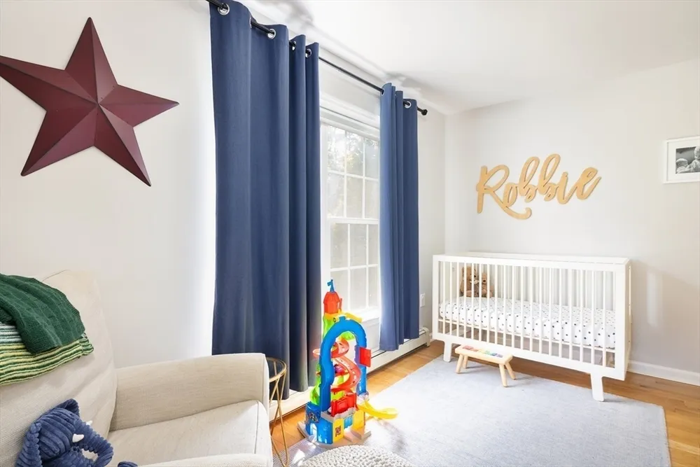 46 Howland St, Needham, MA 02492