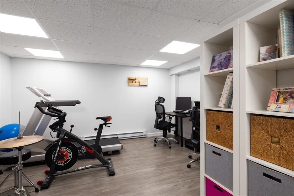 46 Howland St, Needham, MA 02492