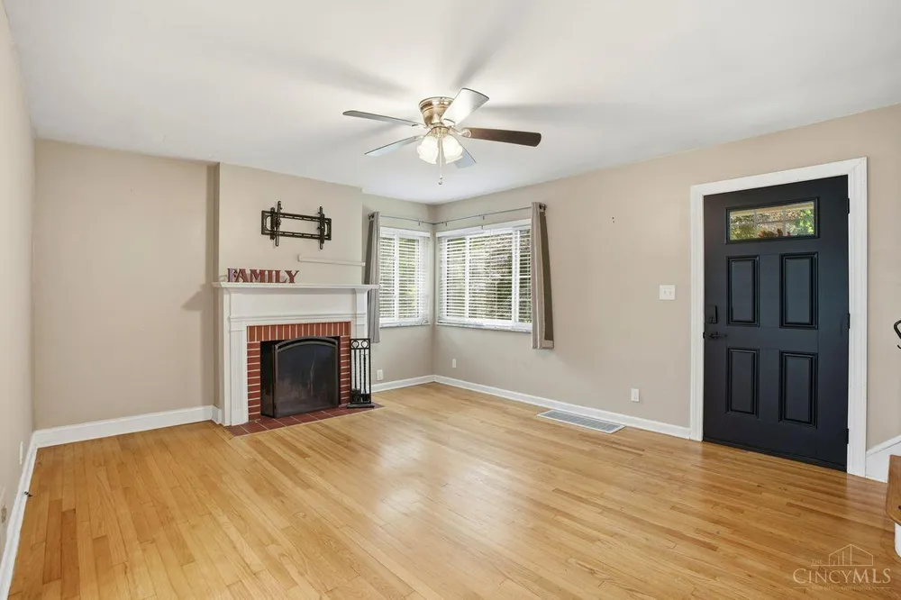 1944 Lehigh Ave, Cincinnati, OH 45230