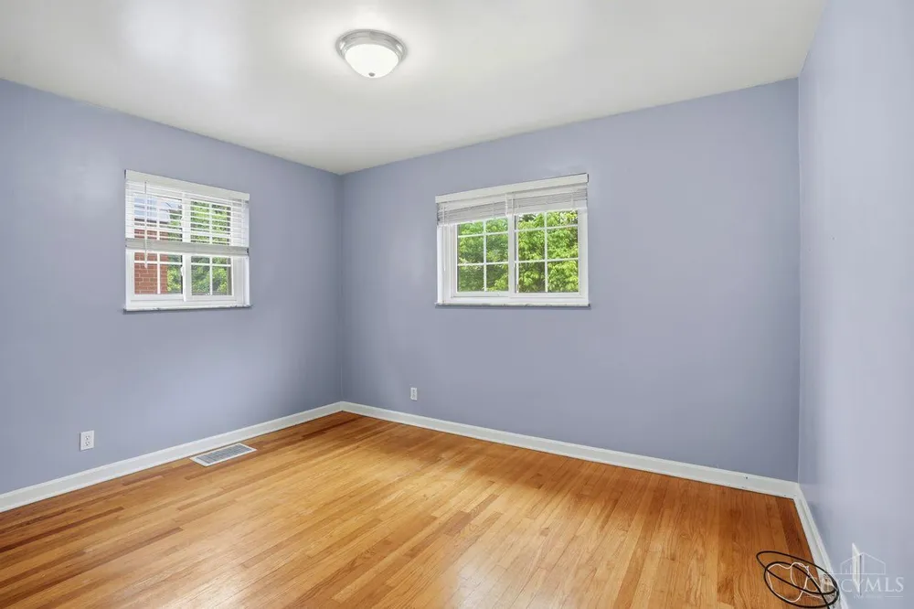 1944 Lehigh Ave, Cincinnati, OH 45230