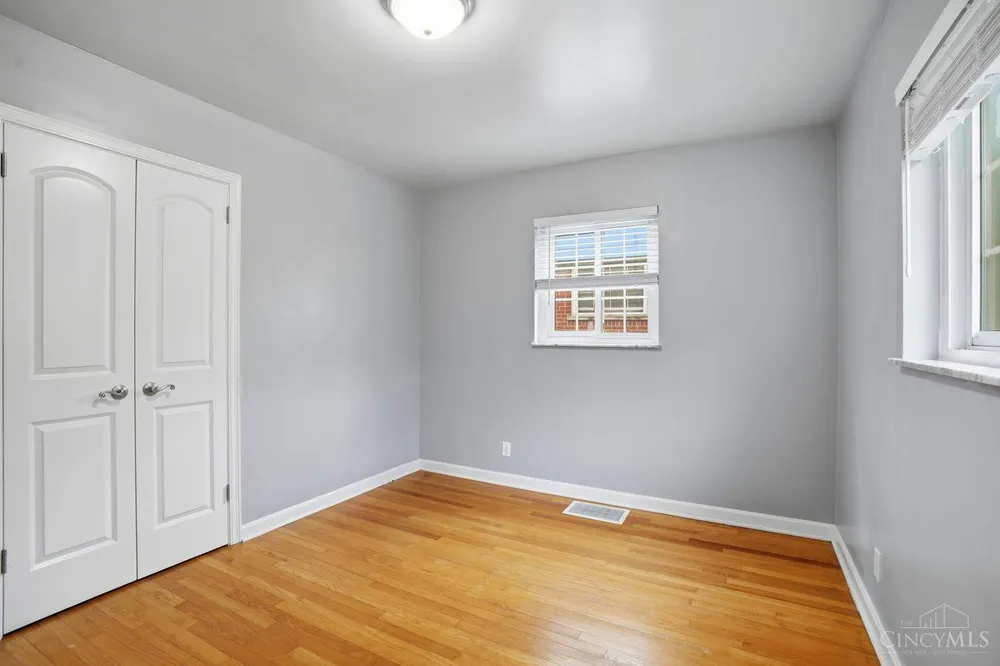 1944 Lehigh Ave, Cincinnati, OH 45230