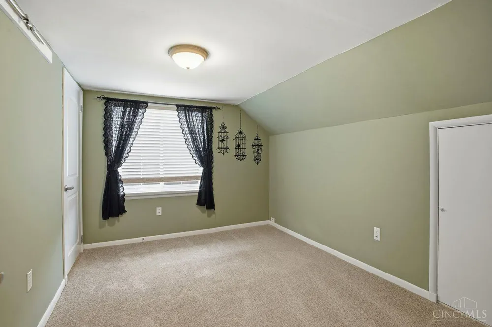 1944 Lehigh Ave, Cincinnati, OH 45230