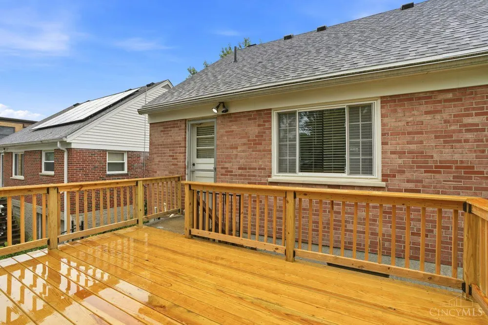 1944 Lehigh Ave, Cincinnati, OH 45230