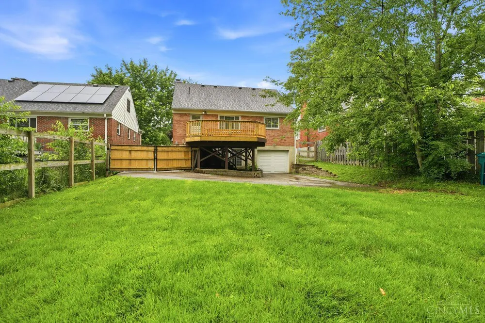 1944 Lehigh Ave, Cincinnati, OH 45230