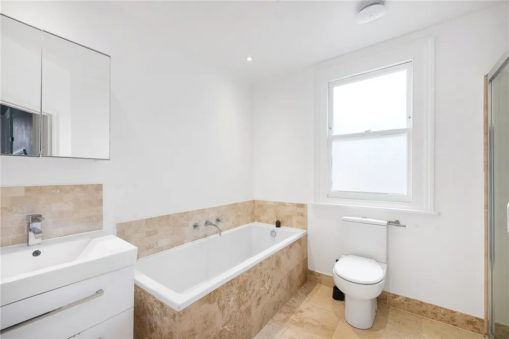 Woodwarde Road, London, SE22