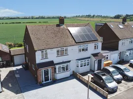Clavering Gardens, West Horndon, Brentwood photo