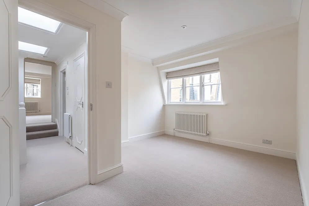 Warwick Place North, London, SW1V photo 8