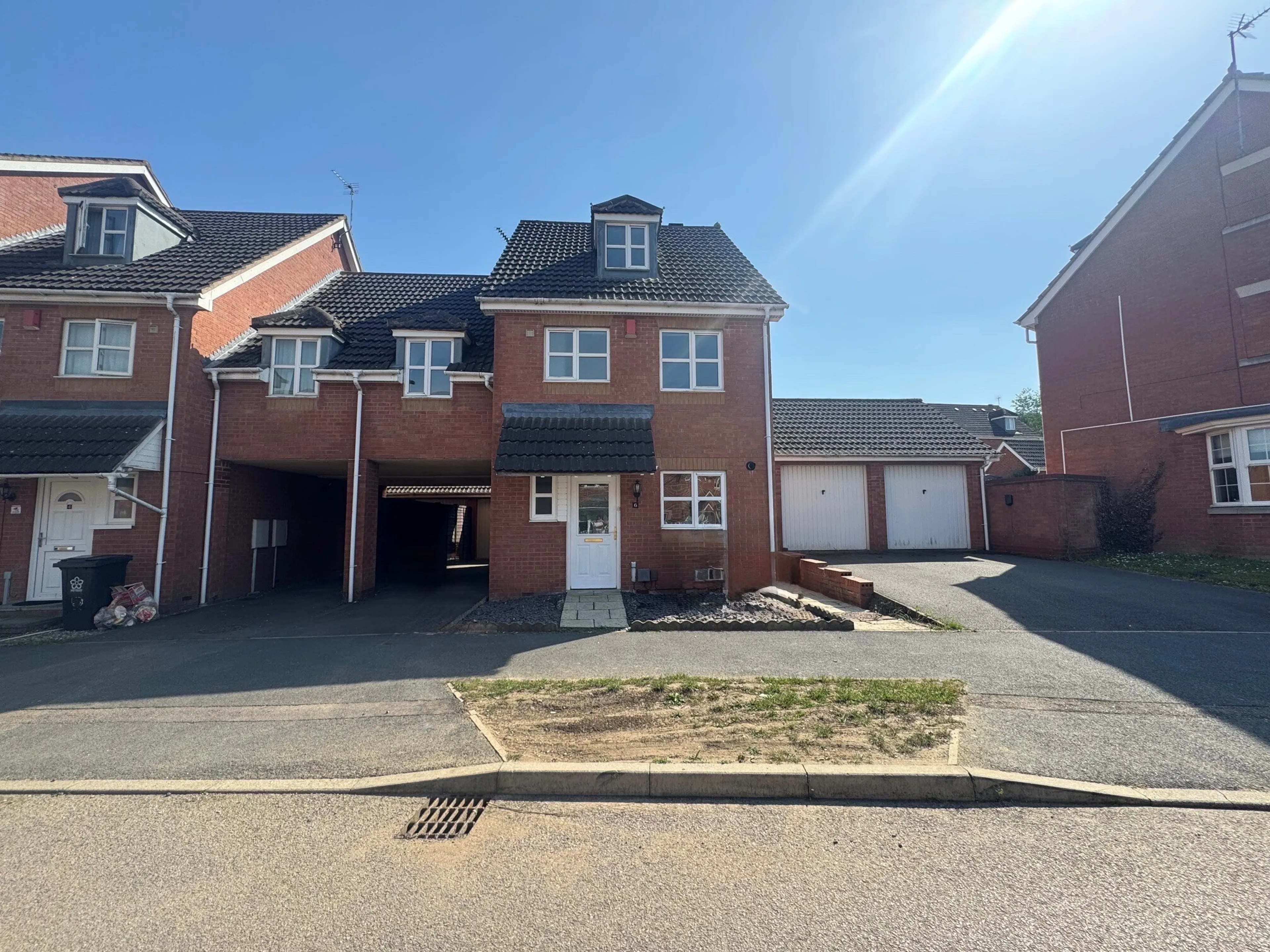 Property photo 0