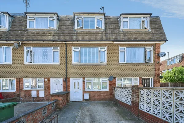 Croombs Road, London, E16