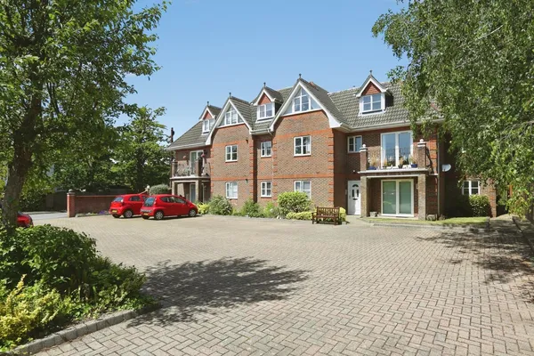 Winchester Road, Chandler's Ford, Eas...