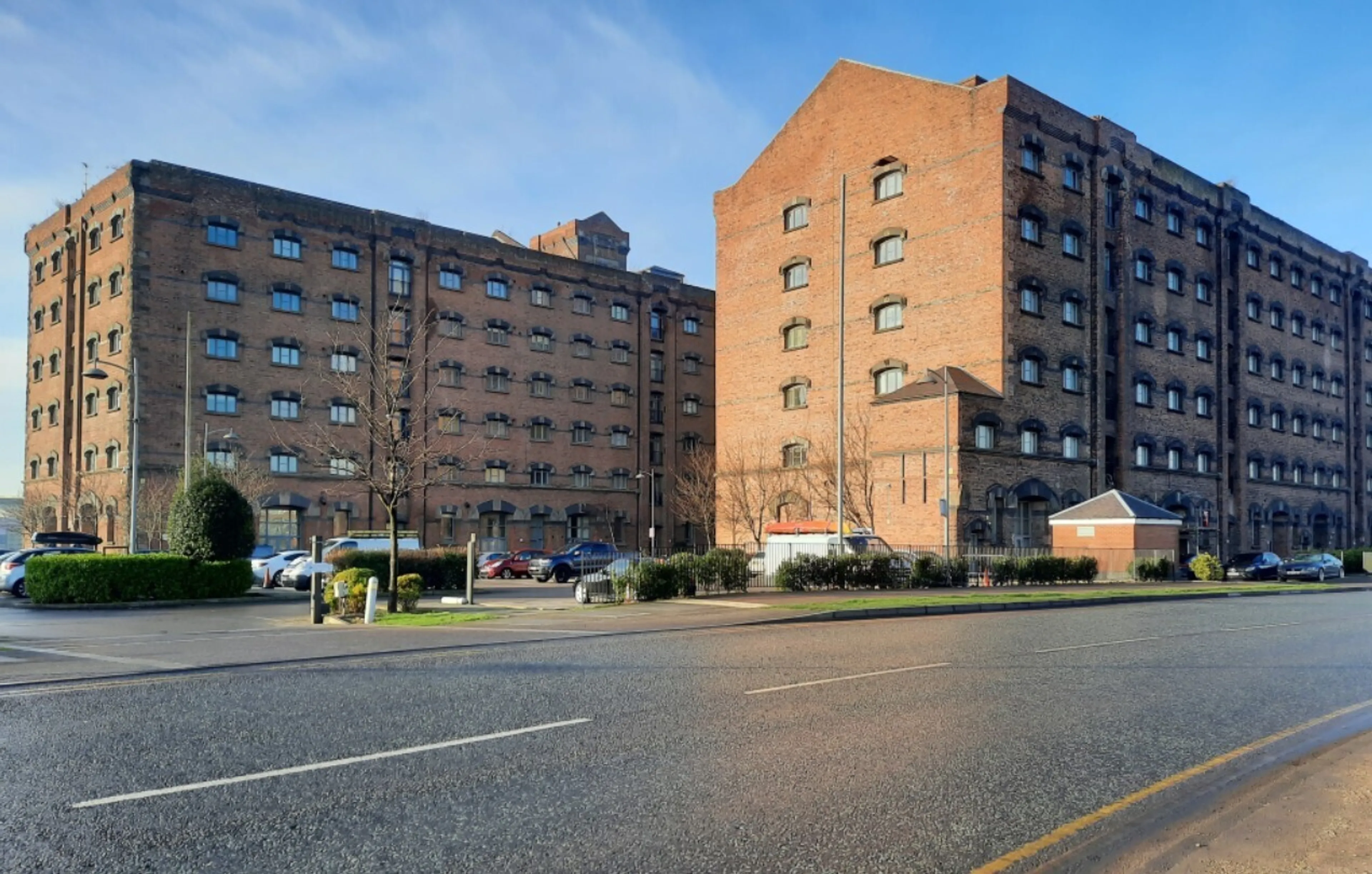 Property photo 0
