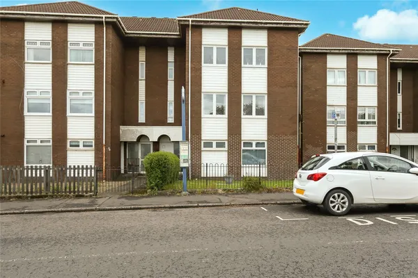 Barnett Crescent, Saltcoats, North Ay...