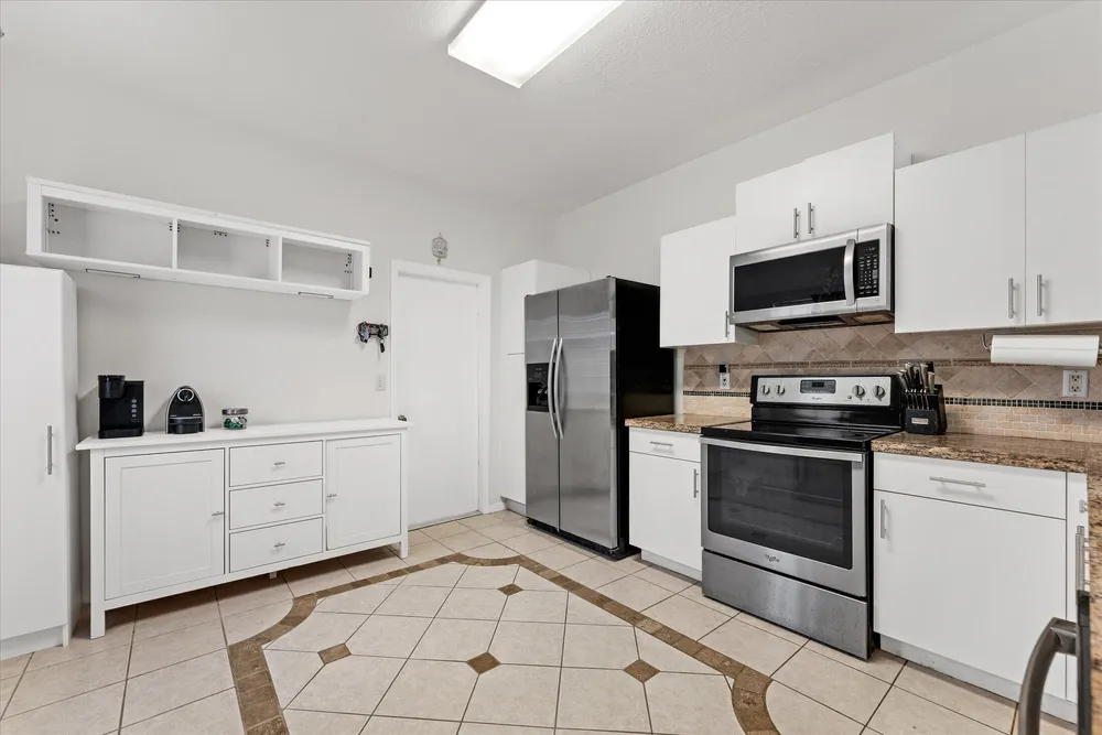 2264 Salerno Circle, Weston, FL 33327