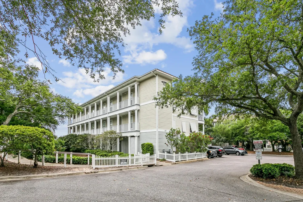167 Brooks St SE, Fort Walton Beach, FL 32548