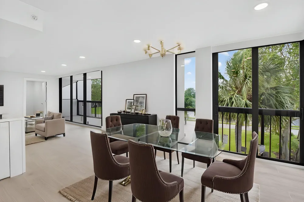 1732 Bridgewood Dr, Boca Raton, FL 33434