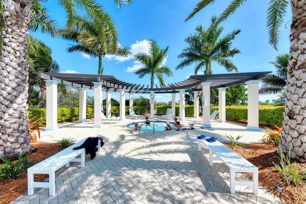 23762 Waverly Circle, Venice, FL 34293