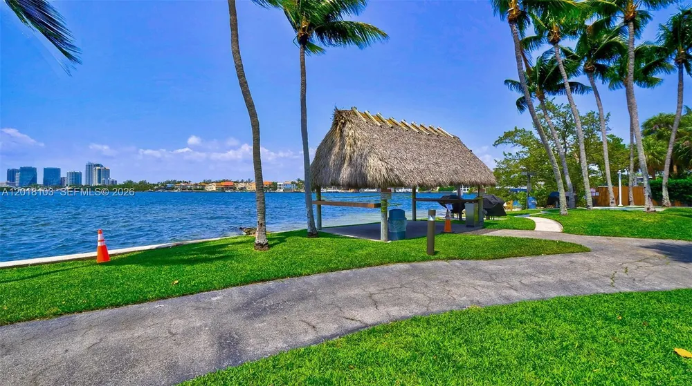 3 Grove Isle Dr, Miami, FL 33133