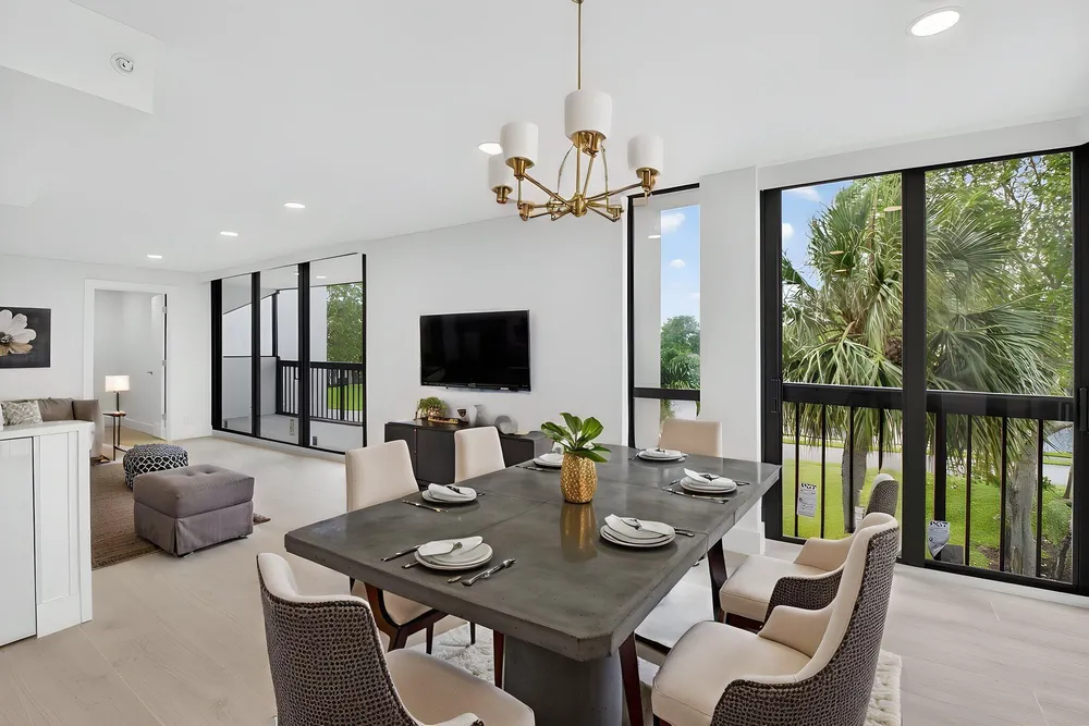 1732 Bridgewood Dr, Boca Raton, FL 33434