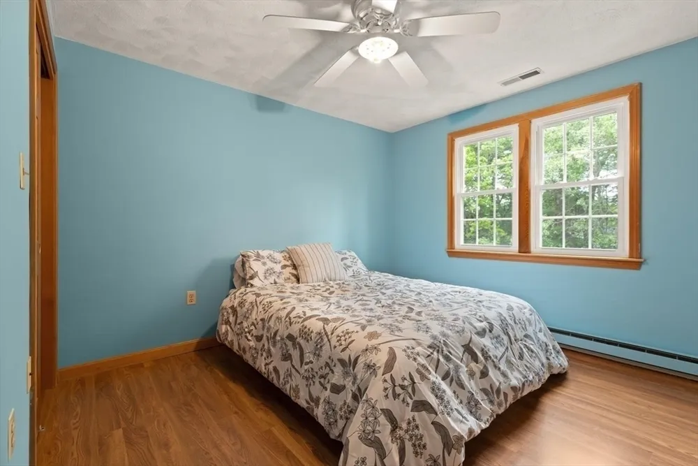 214 McCarthy Way, Tewksbury, MA 01876