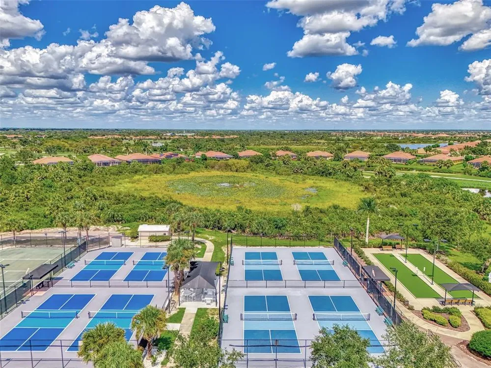 23762 Waverly Circle, Venice, FL 34293