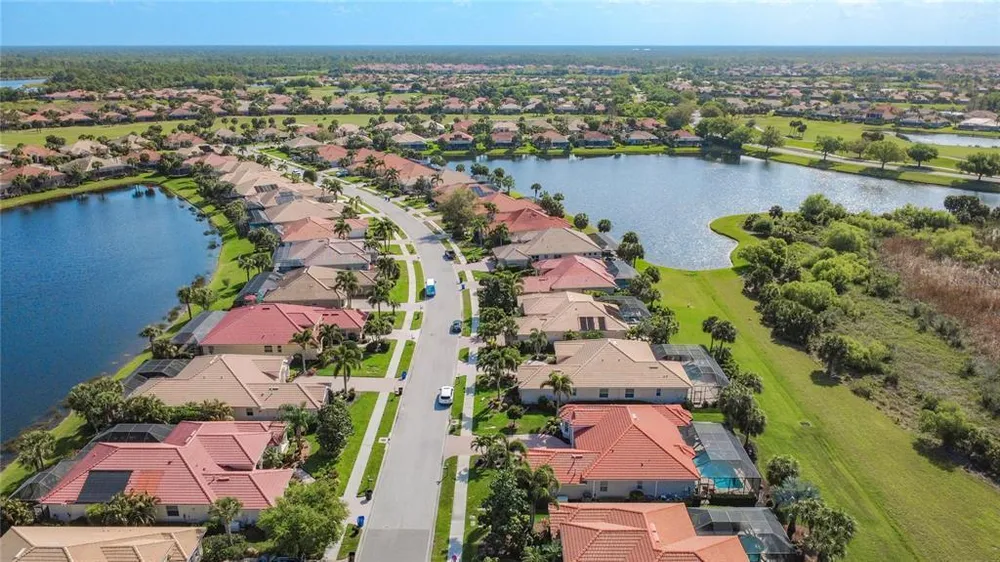 114 Rimini Way, Venice, FL 34275