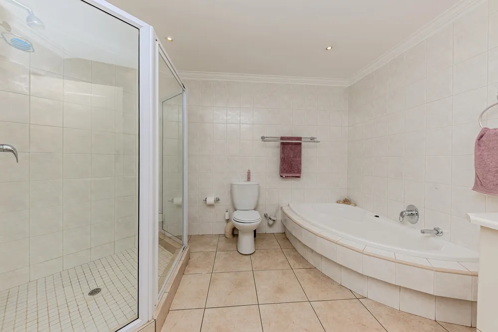 South Africa, Gauteng, Featherbrooke Estate