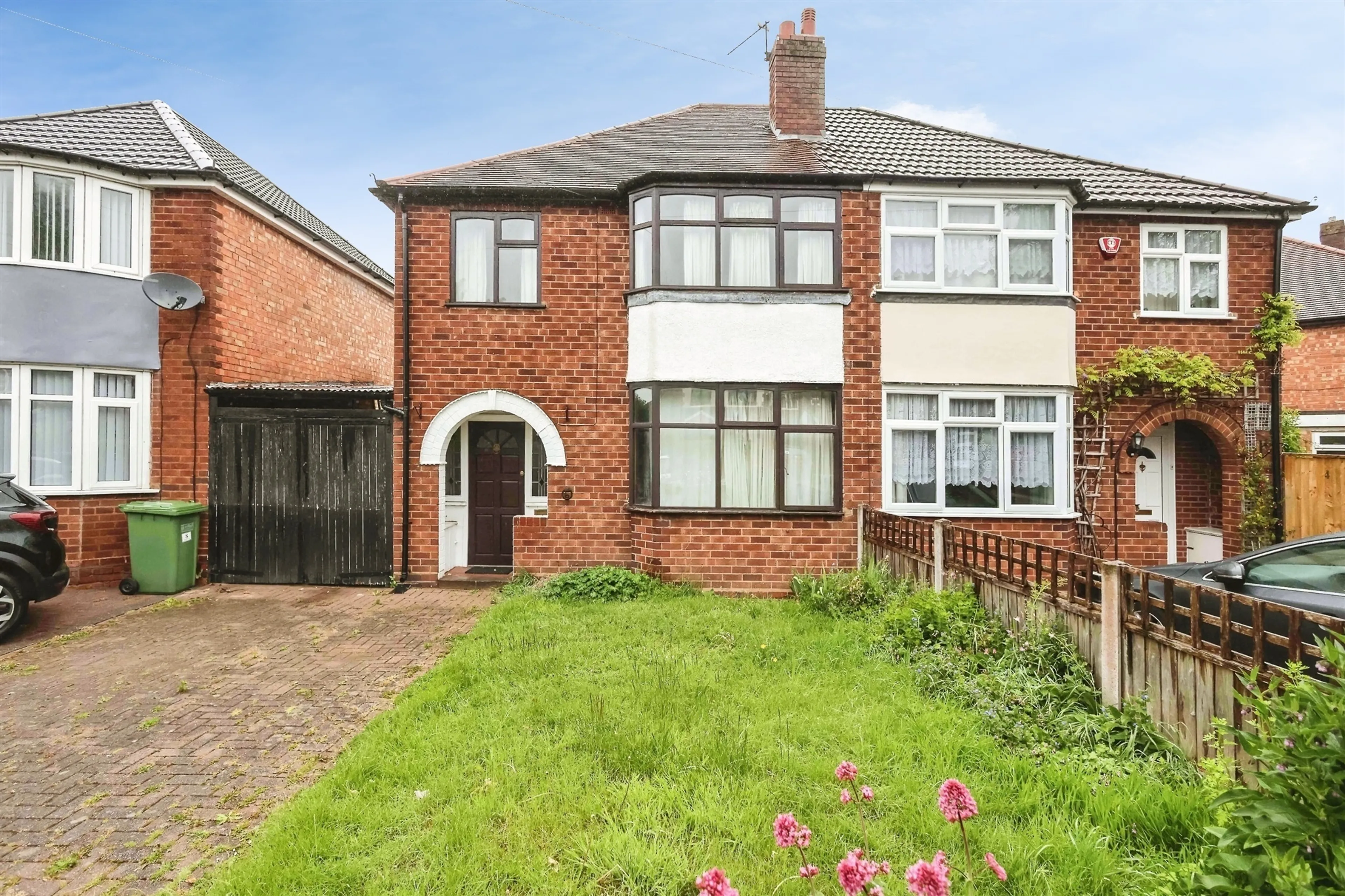 Property photo 0