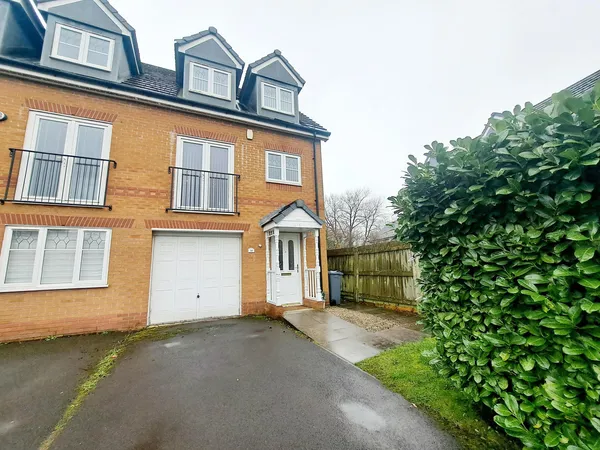 Lawnhurst Avenue; Baguley; M23