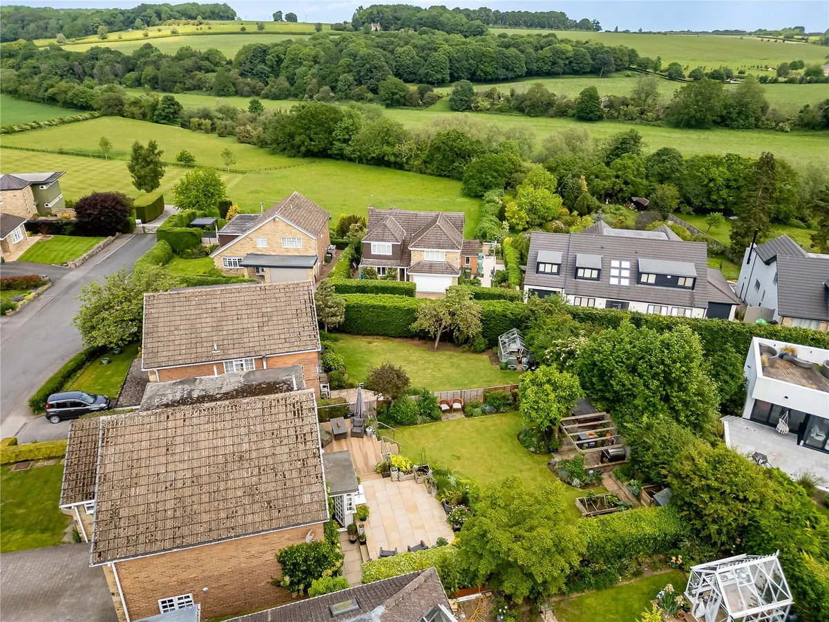 Wharfe Bank, Collingham, LS22