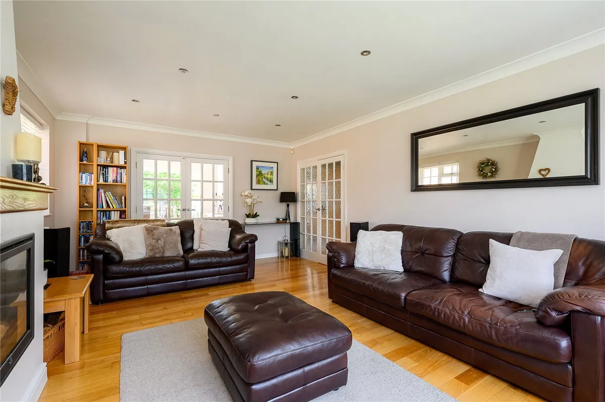 Wharfe Bank, Collingham, LS22