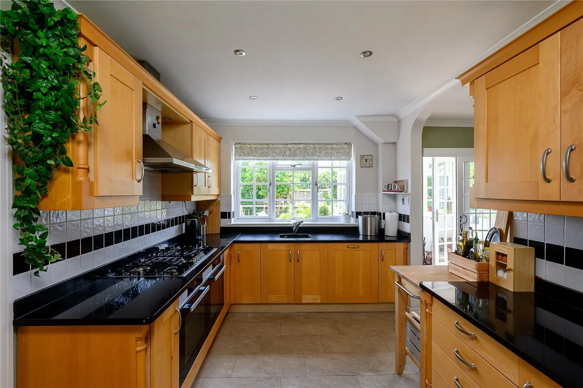 Wharfe Bank, Collingham, LS22