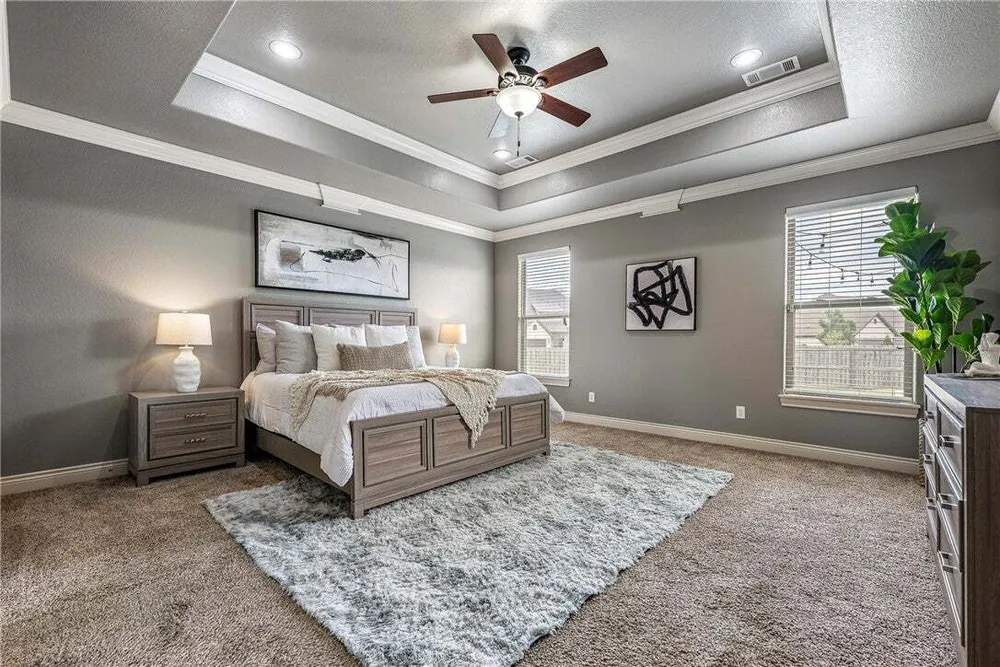 1701 Helen Ln, Bentonville, AR 72713