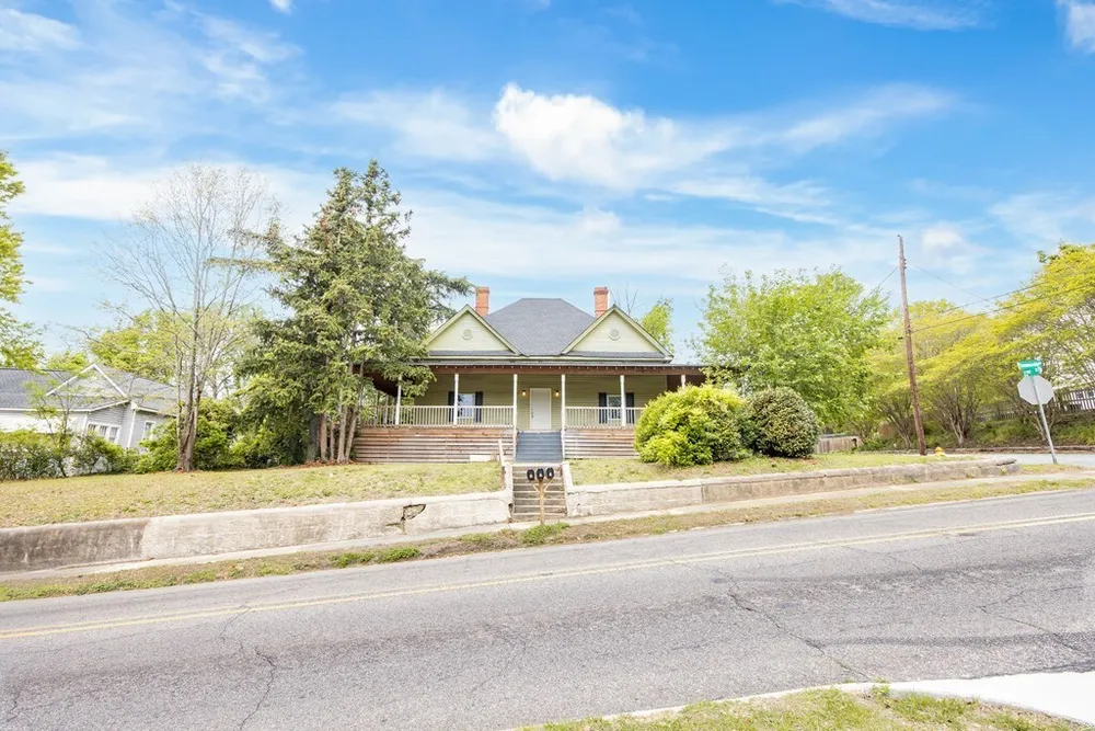 2113 Summerville Rd, Phenix City, AL 36867