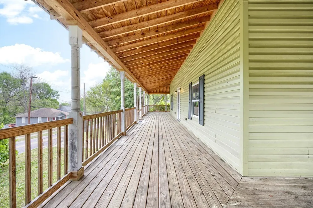 2113 Summerville Rd, Phenix City, AL 36867
