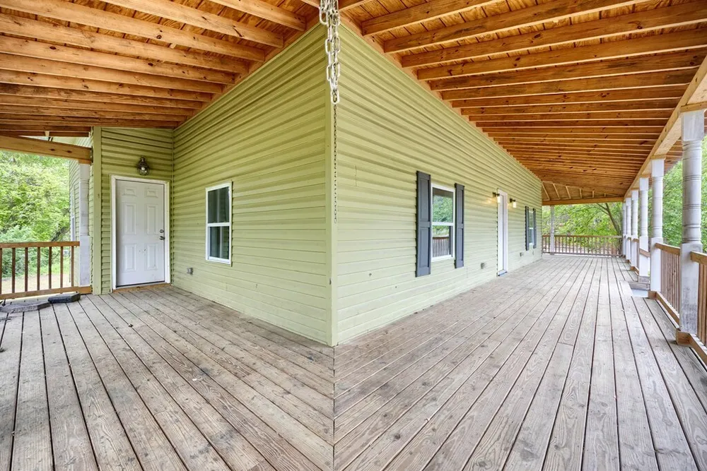 2113 Summerville Rd, Phenix City, AL 36867