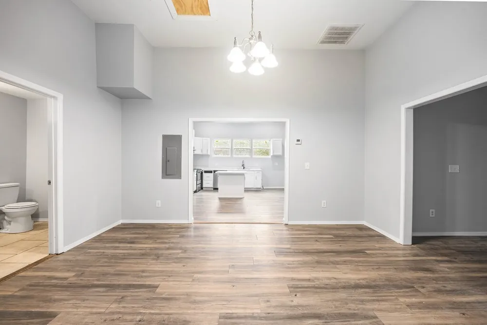 2113 Summerville Rd, Phenix City, AL 36867