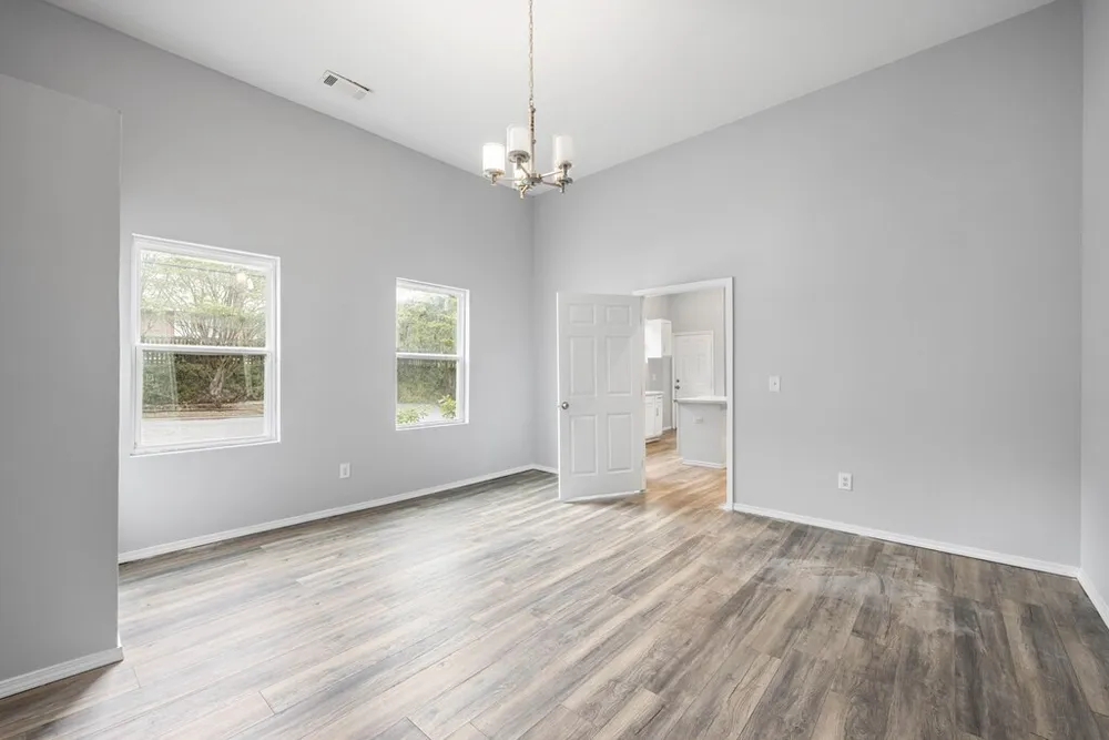 2113 Summerville Rd, Phenix City, AL 36867